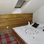 아파트 House With Sauna And Jacuzzi 3 *