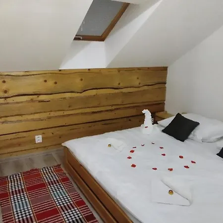 Apartament House With Sauna And Jacuzzi 3 *