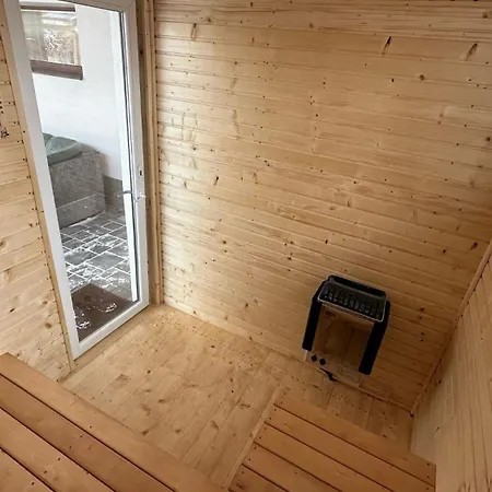 House With Sauna And Jacuzzi 3 Apartmán Svaty Kriz