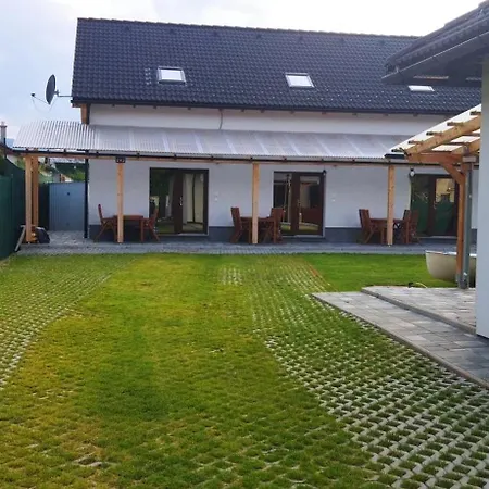 House With Sauna And Jacuzzi 3