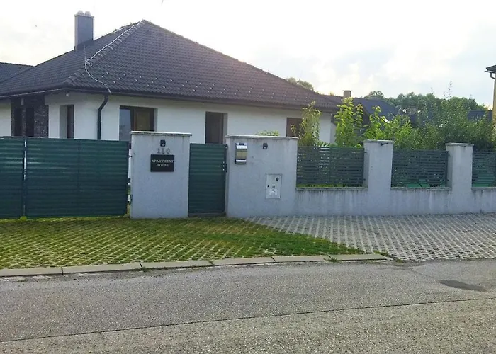 House With Sauna And Jacuzzi 3